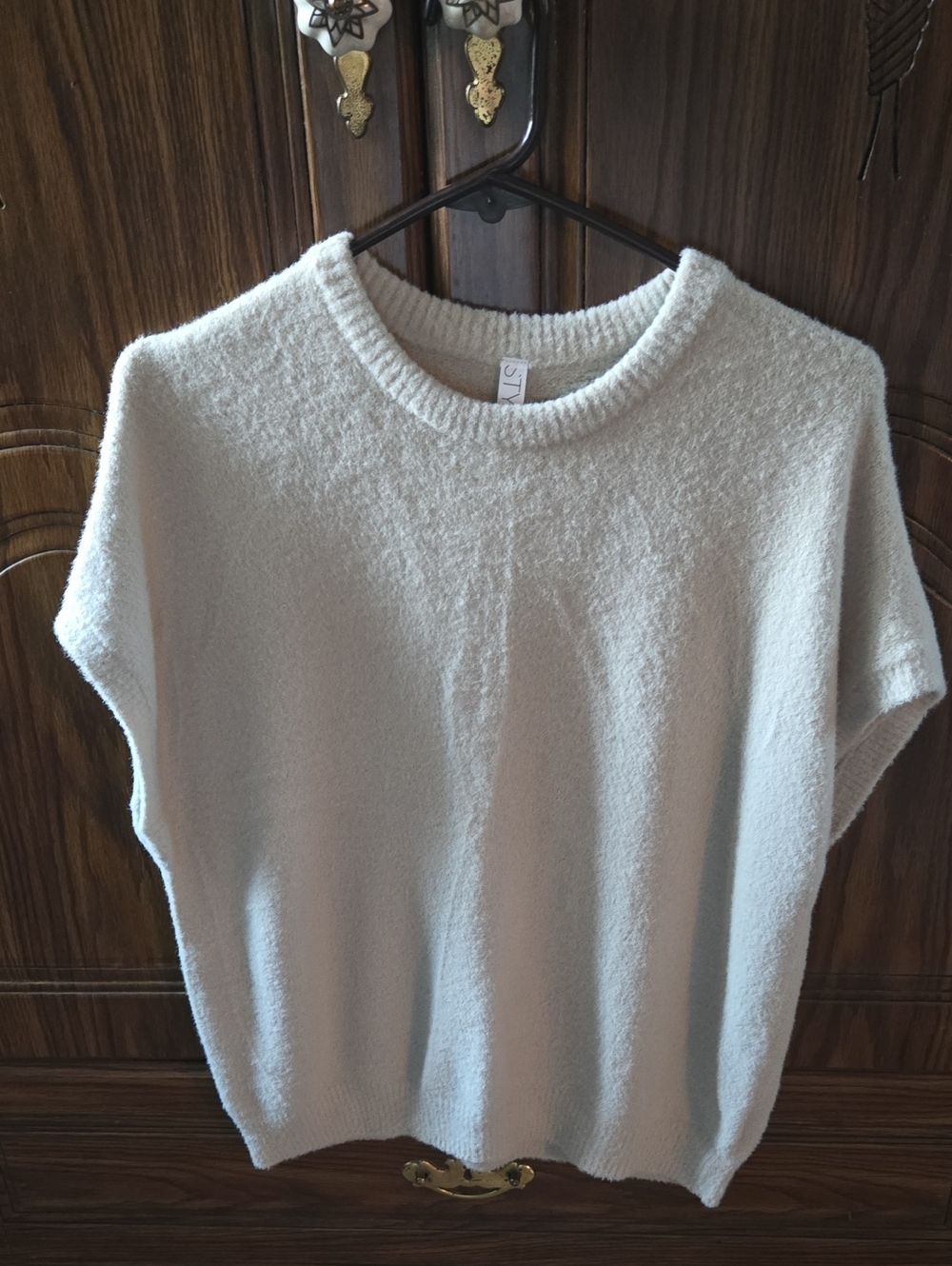 STYLUS Cream Cozy Short-Sleeve Sweater